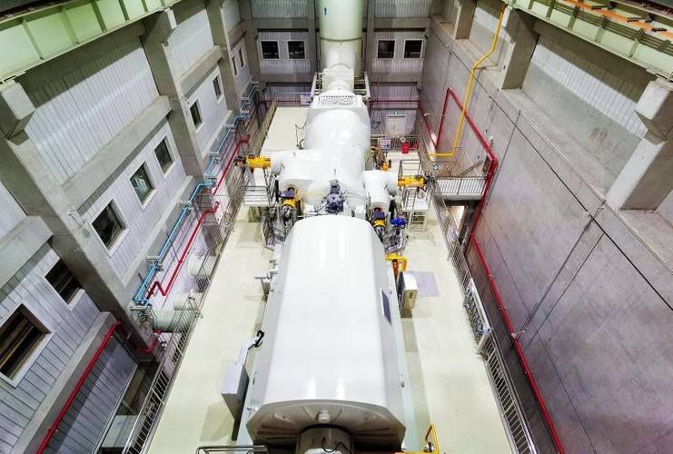 世界首臺(tái)東方汽輪機(jī)參建的湖北應(yīng)城300兆瓦級(jí)壓氣儲(chǔ)能電站示范工程